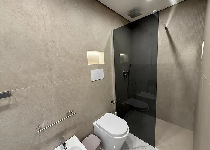 Th Luxury Guest house 3*